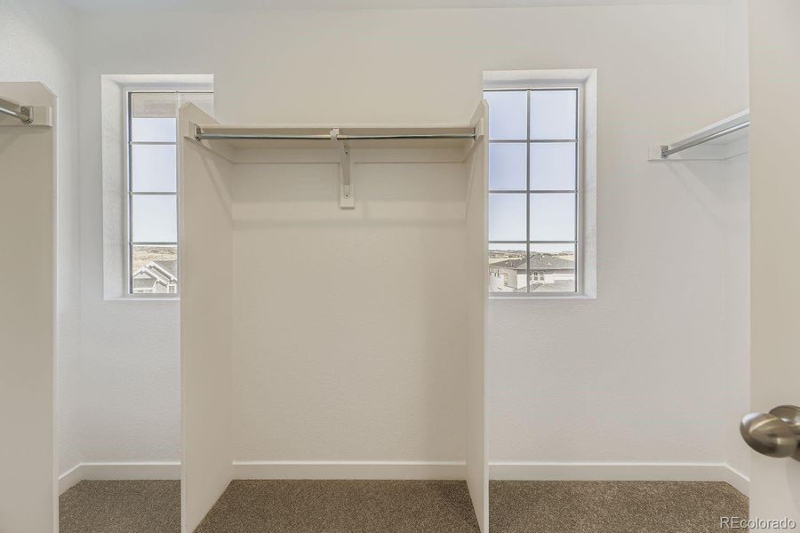 Spacious, unfurnished interior of a new home in Sterling Ranch: The Skyline Collection, Littleton (Image 12).