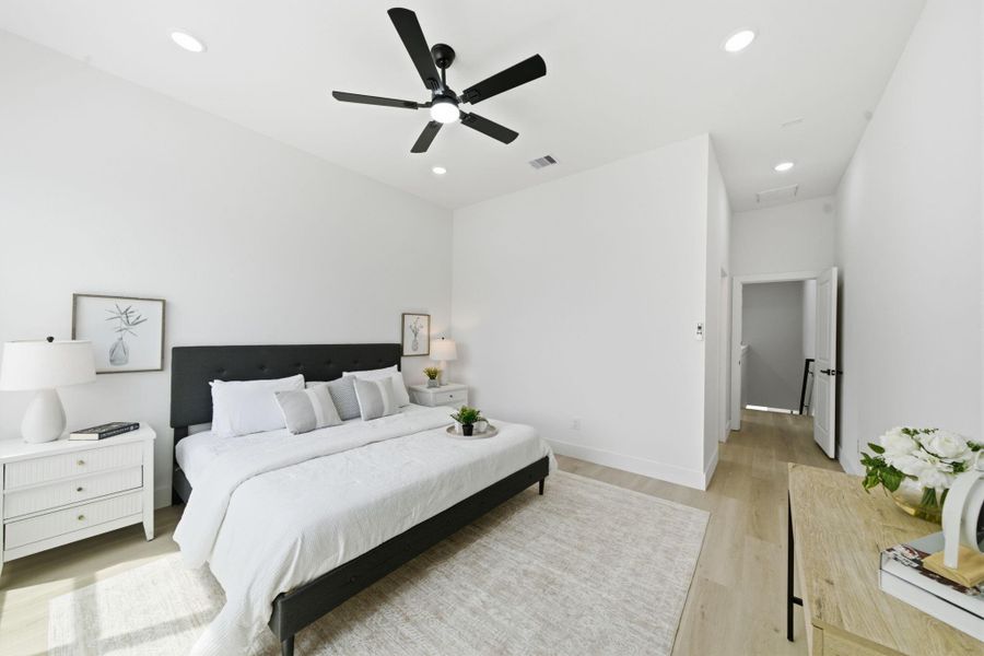 Furnished interior view inside a new home in , Houston (Image 11).