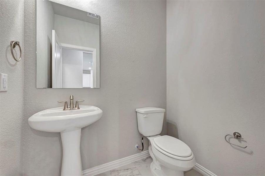 Furnished interior view inside a new home in Sagebrook, Argyle (Image 9).