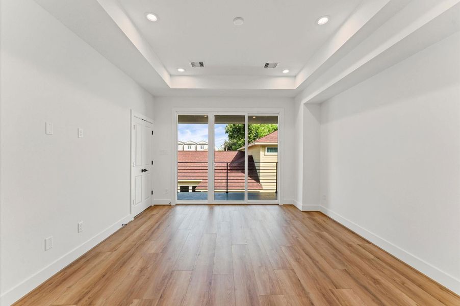 Spacious, unfurnished interior of a new home in , Houston (Image 20). Spacious, unfurnished interior of a new home in , Houston (Image 20).