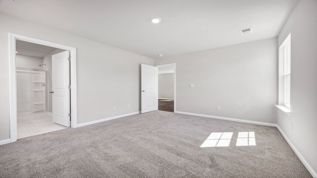Spacious, unfurnished interior of a new home in The Park at Wilkinson, Orangeburg (Image 19).