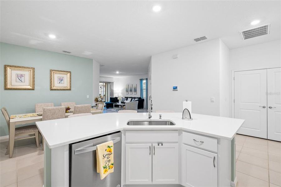 Furnished interior view inside a new home in , Wesley Chapel (Image 8).