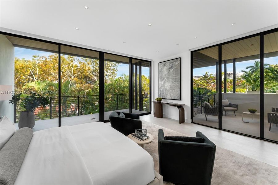 Image 47 of a home in .