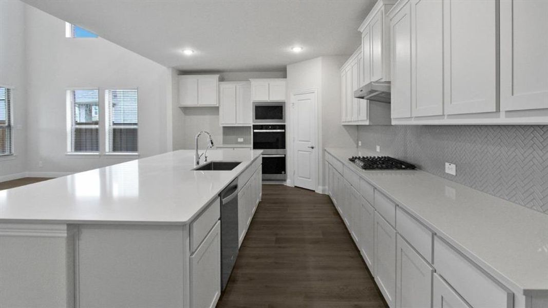 Furnished interior view inside a new home in The Landing at Hidden Lakes, McKinney (Image 9). Furnished interior view inside a new home in The Landing at Hidden Lakes, McKinney (Image 9).