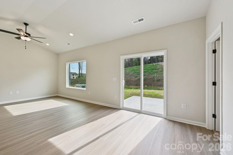 Spacious, unfurnished interior of a new home in Willow Estates, Shelby (Image 14).