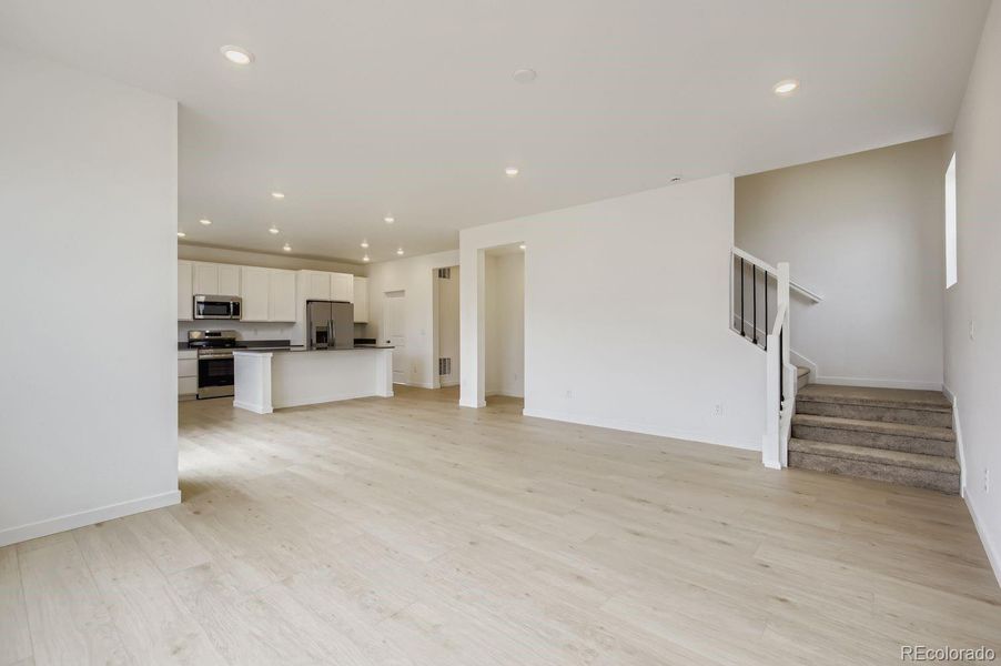 Spacious, unfurnished interior of a new home in Riano Ridge: The Pioneer Collection, Loveland (Image 12).