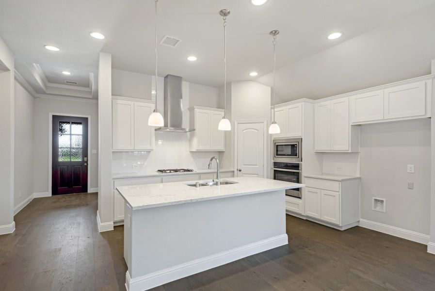 Representative furnished interior of a home built from the Rio Grande by UnionMain Homes in Elevon, Lavon (Image 11).