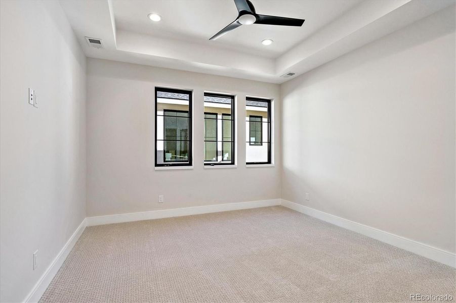 Spacious, unfurnished interior of a new home in , Denver (Image 22).