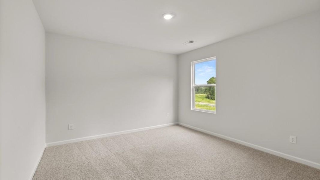 Spacious, unfurnished interior of a new home in Northwoods at Mirror Lake, Villa Rica (Image 31).