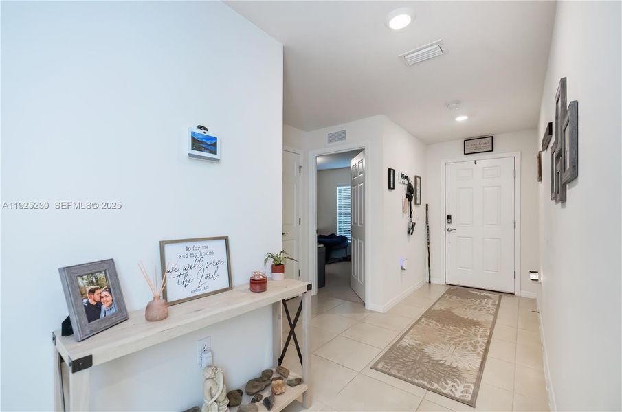 Furnished interior view inside a new home in , Labelle (Image 8).