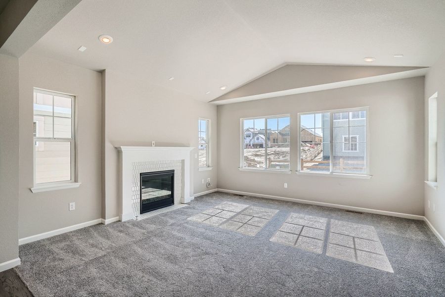 7092 s waterloo way aurora co - web quality - 004 - 06 living room