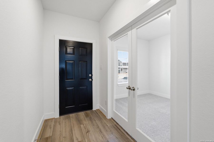 Spacious, unfurnished interior of a new home in , San Antonio (Image 26).
