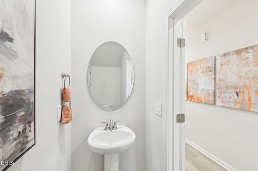 15-web-or-mls-Raleigh - Oakwood - 1064 W