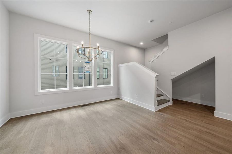 Spacious, unfurnished interior of a new home in , Atlanta (Image 19).