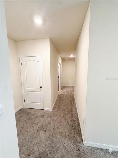 Spacious, unfurnished interior of a new home in , Kissimmee (Image 21).