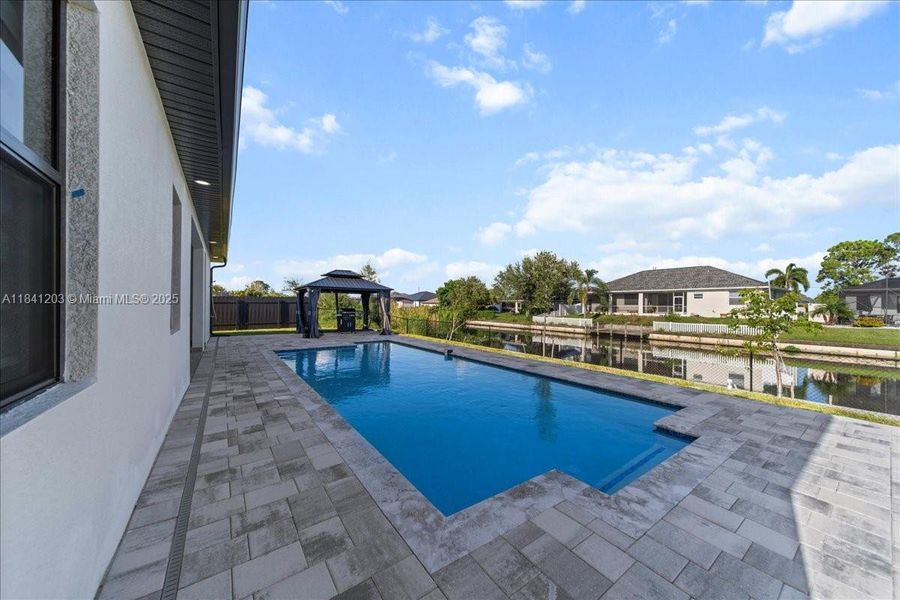 Exterior details and patio area of a home in , Cape Coral (Image 45). Exterior details and patio area of a home in , Cape Coral (Image 45).