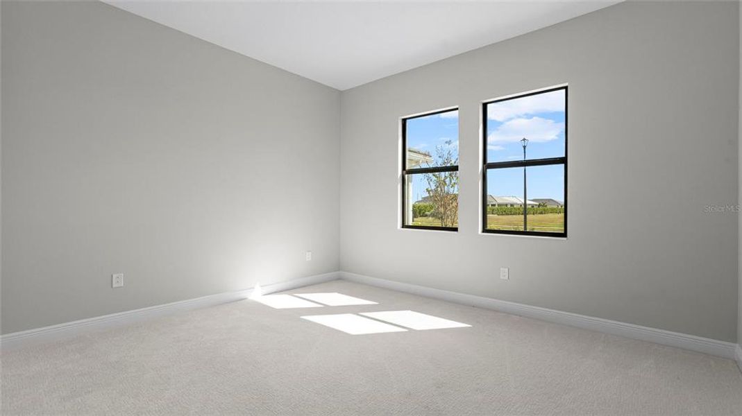 Spacious, unfurnished interior of a new home in Cresswind Lakewood Ranch, Lakewood Ranch (Image 26).