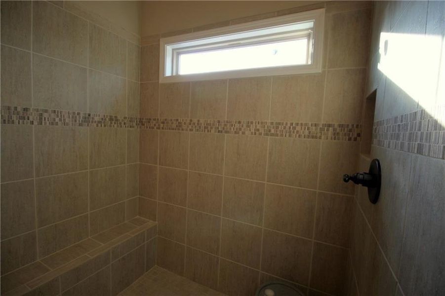 Representative unfurnished interior of a home built from the The Hayden by Bamford and Company in Rowland Springs, Cartersville (Image 11).