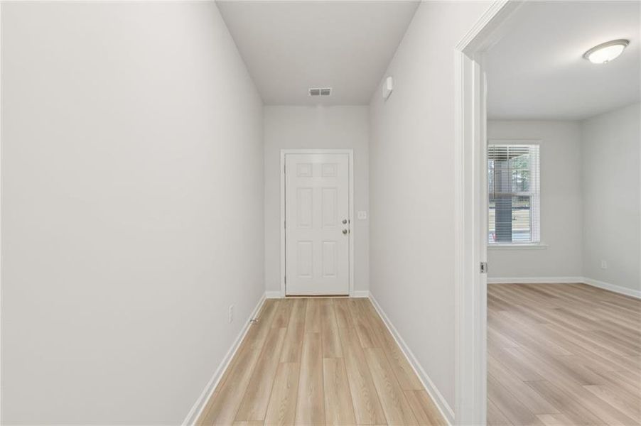 Spacious, unfurnished interior of a new home in Hamilton Lakes, Lawrenceville (Image 14). Spacious, unfurnished interior of a new home in Hamilton Lakes, Lawrenceville (Image 14).