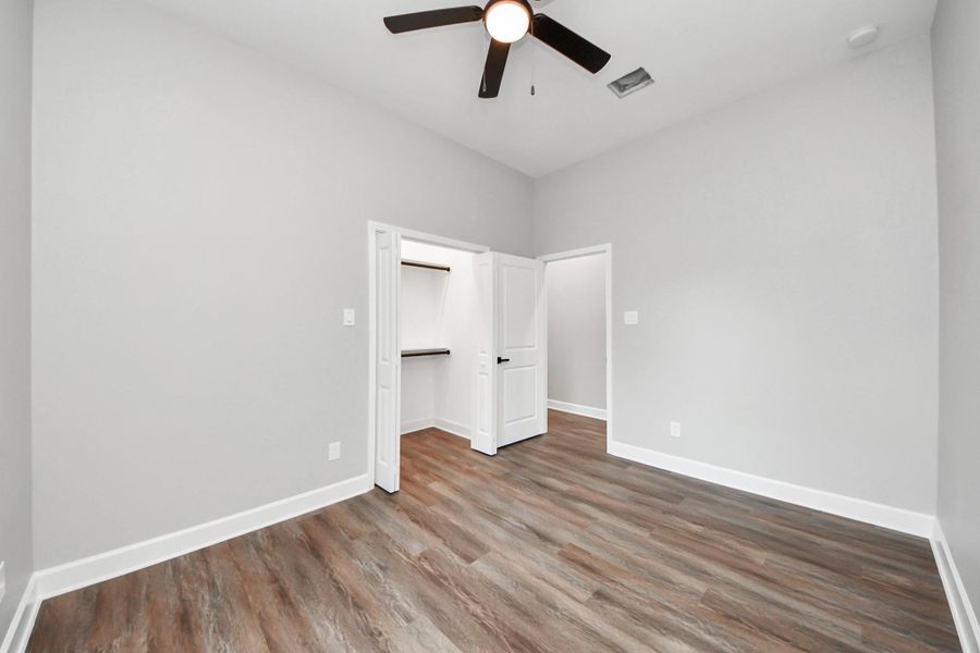 Spacious, unfurnished interior of a new home in , Houston (Image 26).
