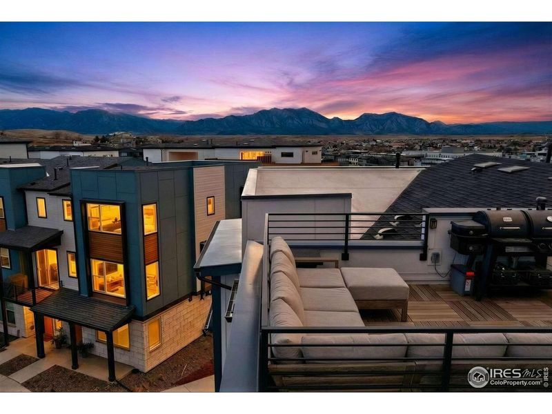 Exterior details and patio area of a home in , Louisville (Image 18).