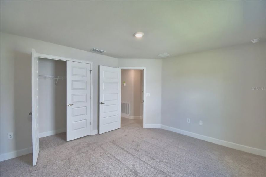 Spacious, unfurnished interior of a new home in Lake Juliana Estates, Auburndale (Image 42).