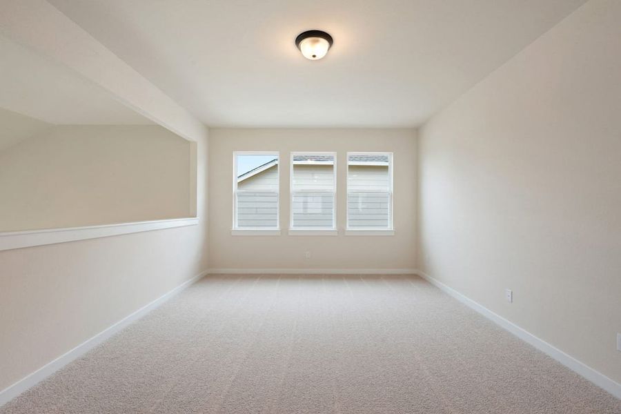 Spacious, unfurnished interior of a new home in Heritage, Dripping Springs (Image 42).