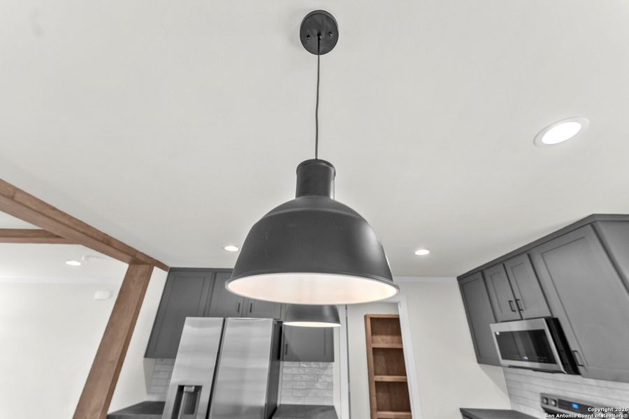 Close-up of interior finishes inside a home in , La Vernia (Image 22).