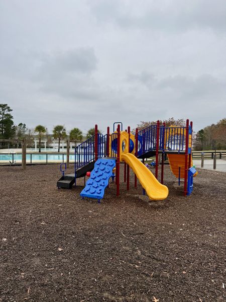 Community amenities in , Moncks Corner (Image 42). Community amenities in , Moncks Corner (Image 42).