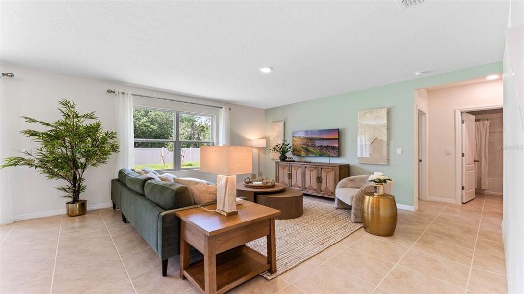 Furnished interior view inside a new home in Oak Leaf Preserve, New Smyrna Beach (Image 20).