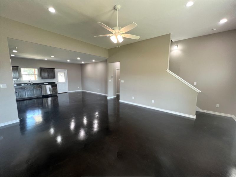 Image 21 of a home in .