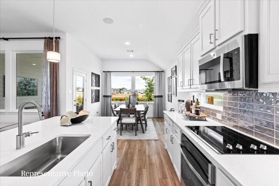 Furnished interior view inside a new home in River Ranch, Van Alstyne (Image 9).