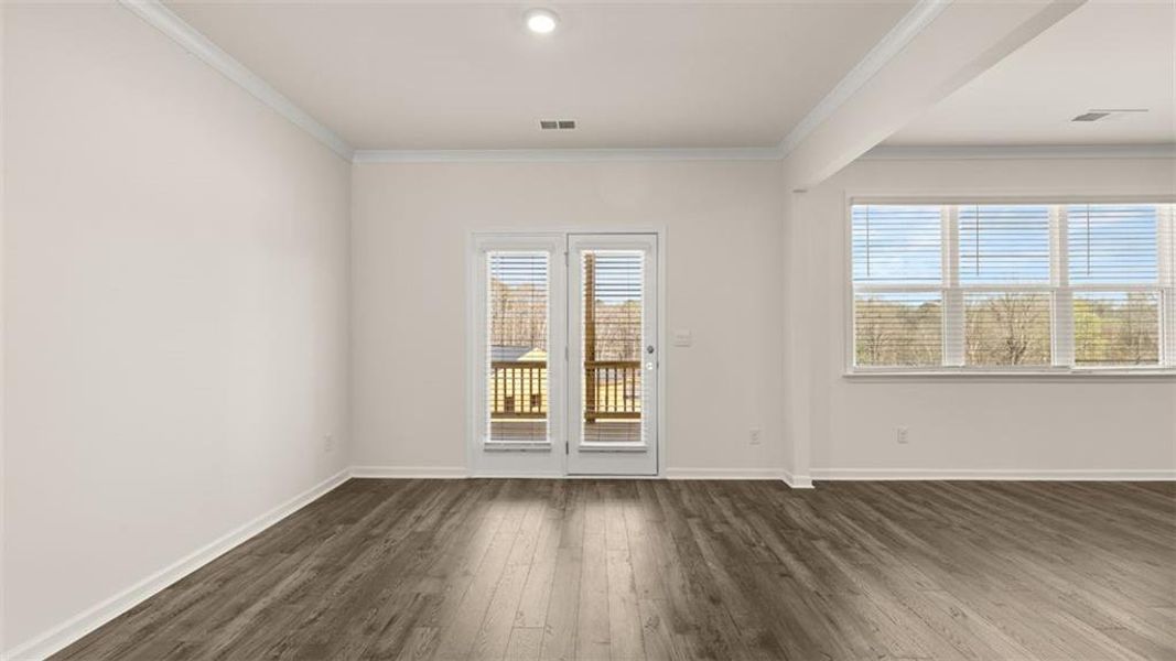 Spacious, unfurnished interior of a new home in Kingston Ranch at Lake Oconee, Buckhead (Image 47).