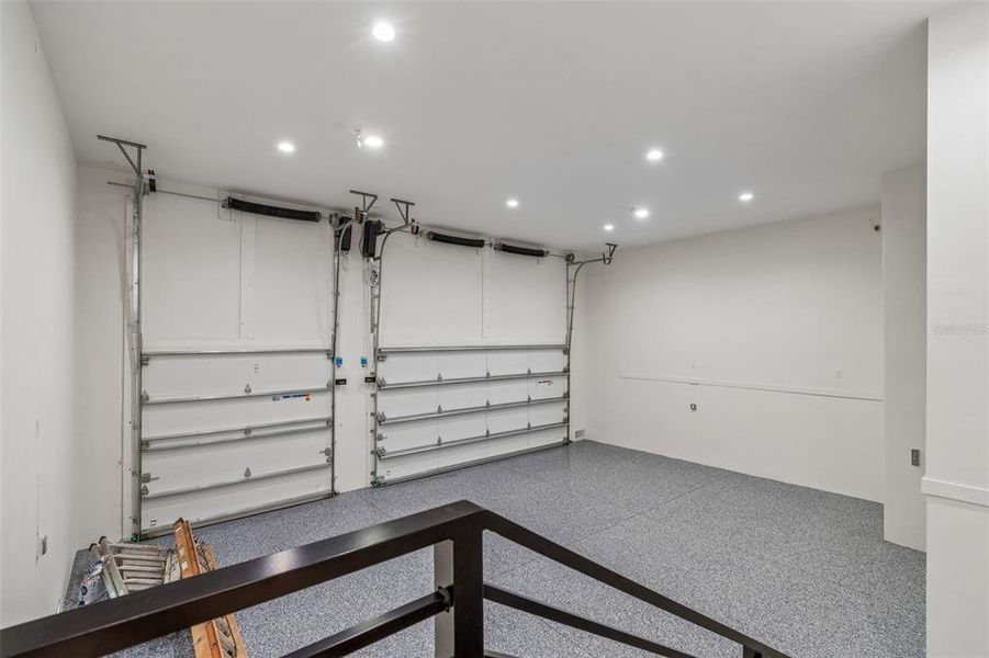Spacious, unfurnished interior of a new home in , Tampa (Image 56).