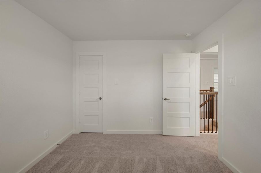 Spacious, unfurnished interior of a new home in Wildrye, Waller (Image 17).