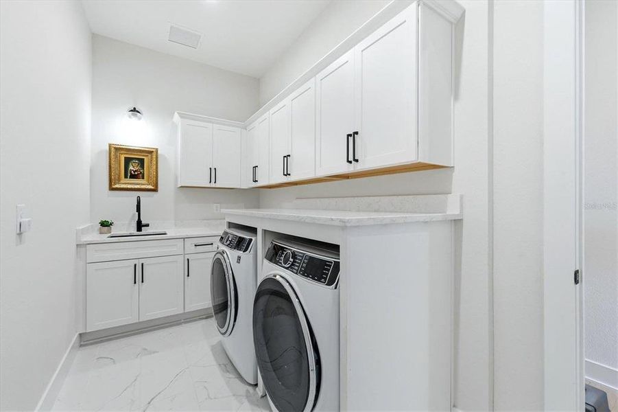 Furnished interior view inside a new home in , Sarasota (Image 31).
