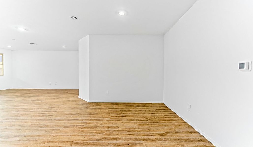 Representative unfurnished interior of a home built from the Dalea by D.R. Horton in Hanson Ridge, Vail (Image 15).