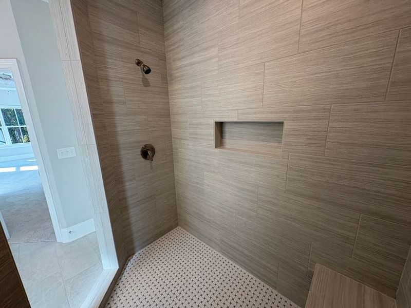 Close-up of interior finishes inside a home in Riverside Cove, Wilmington (Image 16).