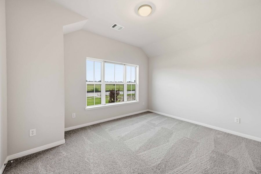 Spacious, unfurnished interior of a new home in Sundance Cove, Crosby (Image 21).