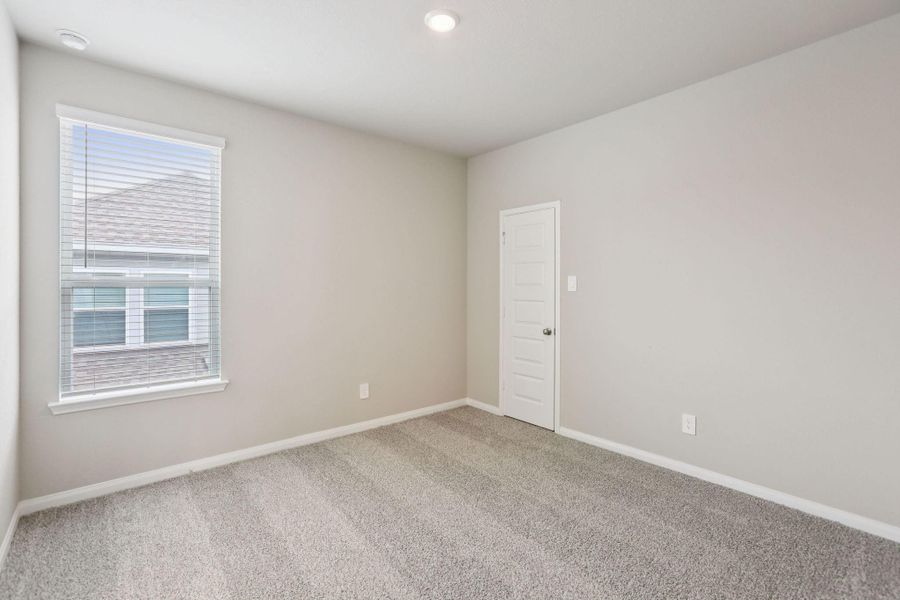 Spacious, unfurnished interior of a new home in Kemah Crossing - Luxe Series, Kemah (Image 30). Spacious, unfurnished interior of a new home in Kemah Crossing - Luxe Series, Kemah (Image 30).