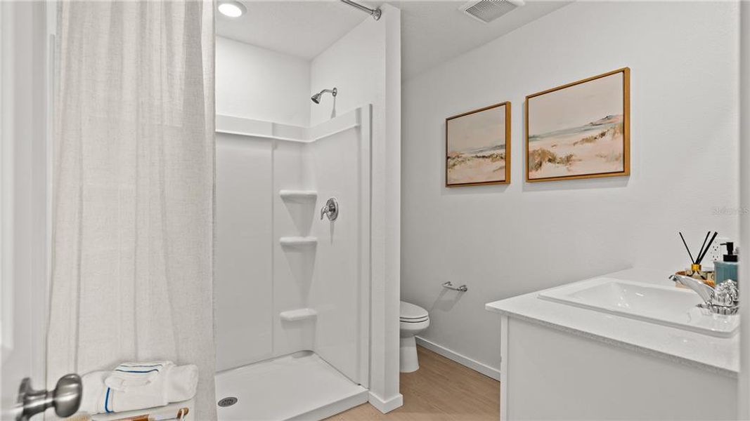 Furnished interior view inside a new home in , Lake Wales (Image 7).