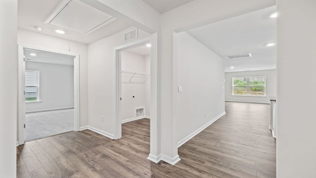 Spacious, unfurnished interior of a new home in Hunters Ridge, Woodruff (Image 19).