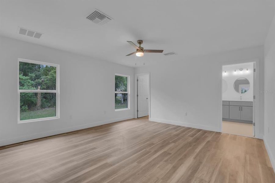 Spacious, unfurnished interior of a new home in , Inverness (Image 27).