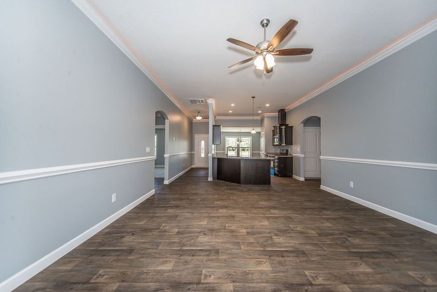 Representative unfurnished interior of a home built from the Jackson by Enchanted Homes in Lonesome Dove, San Antonio (Image 39).