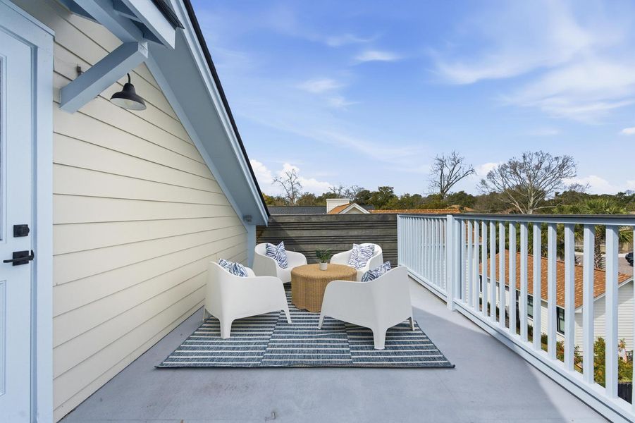 Exterior details and patio area of a home in , Charleston (Image 3).
