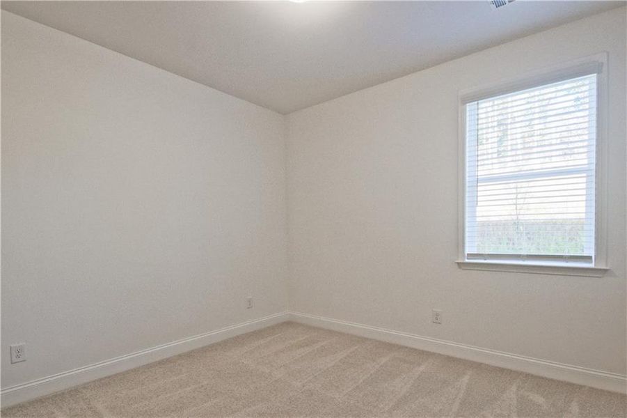 Spacious, unfurnished interior of a new home in Clark Farms, Flowery Branch (Image 10).