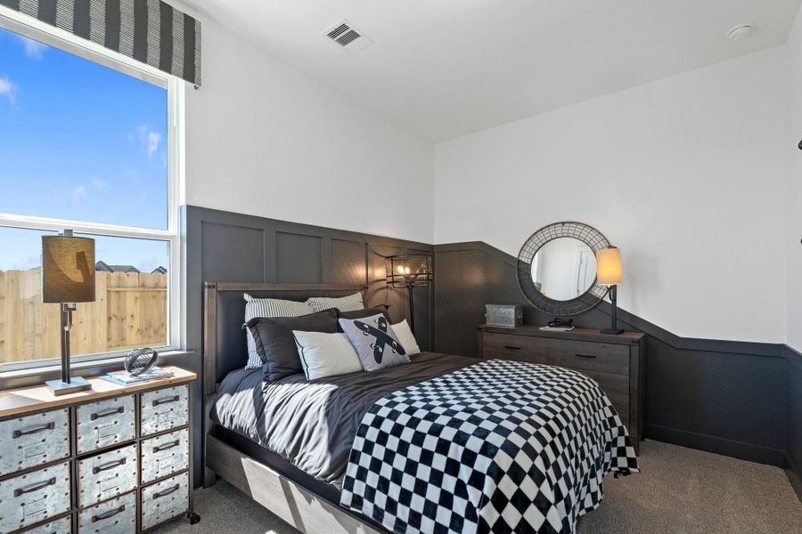 Furnished interior view inside a new home in Sienna, Missouri City (Image 14).