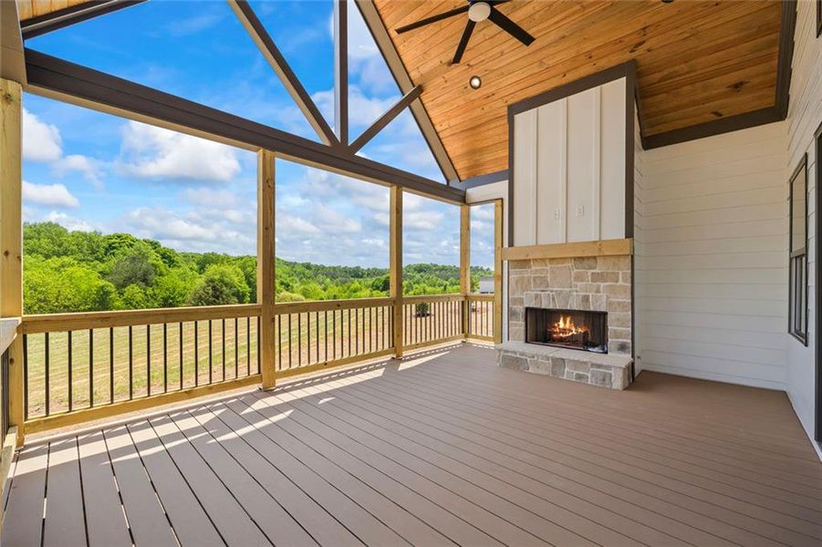 Exterior details and patio area of a home in , Monroe (Image 35).