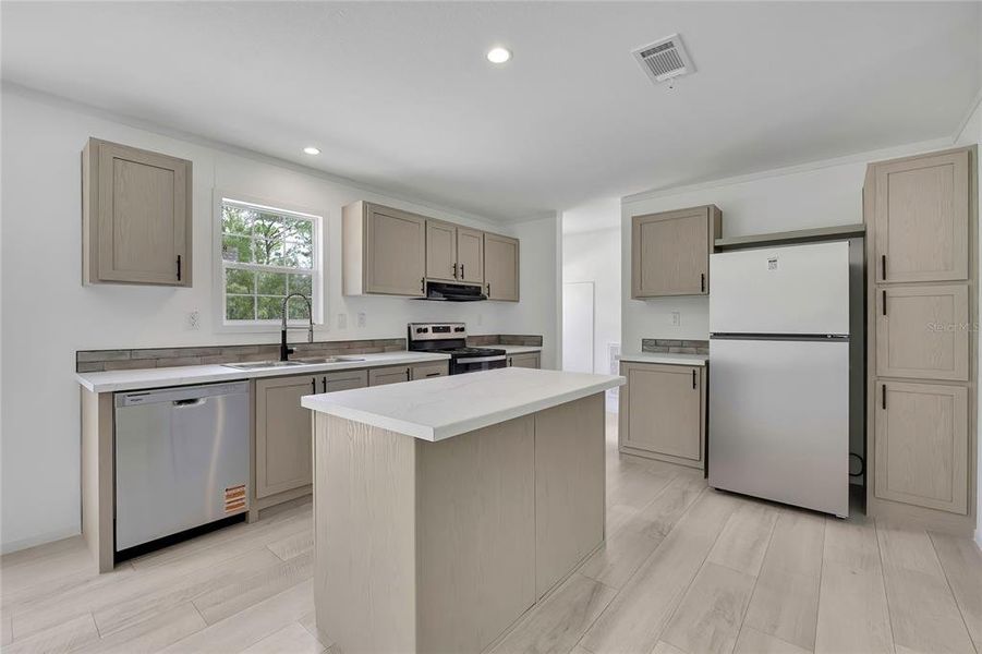 Furnished interior view inside a new home in , Homosassa (Image 5).