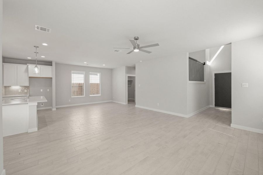 Spacious, unfurnished interior of a new home in Cypresswood Landing, Humble (Image 33).